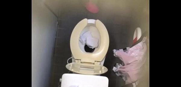  Japanese toilet